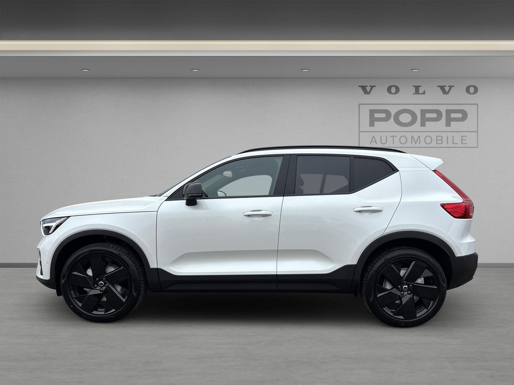 Volvo XC40 2025