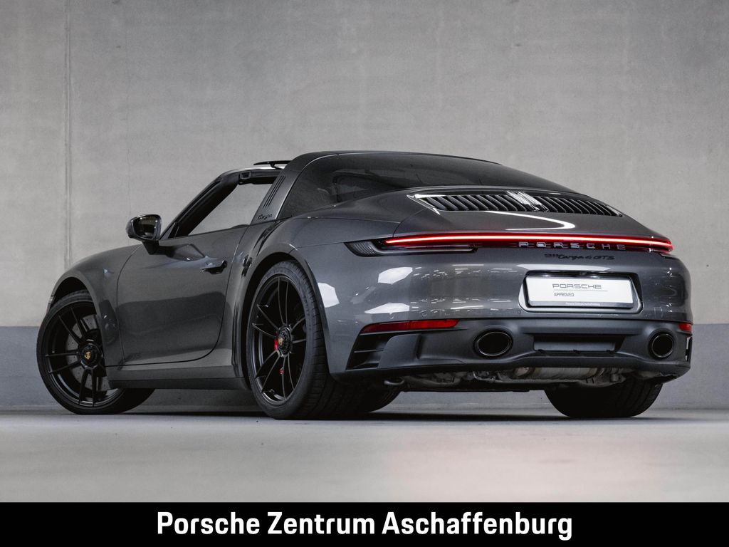 Porsche 992 2024