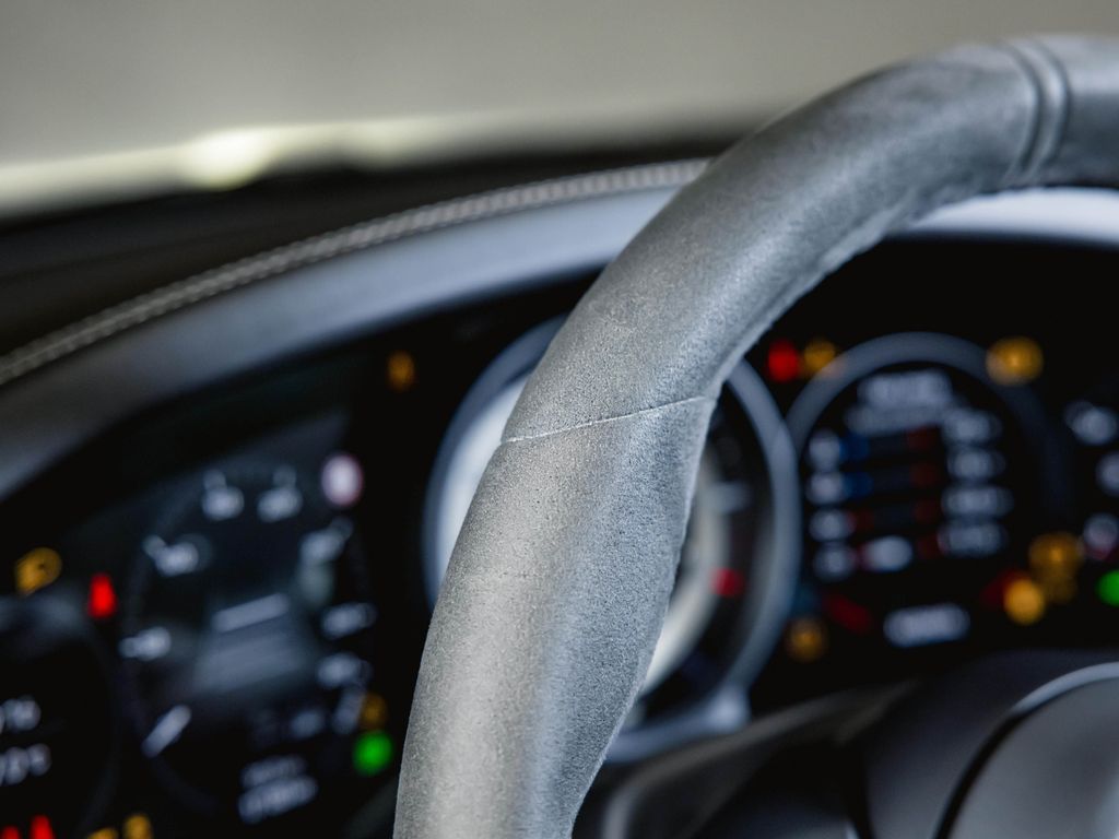 Porsche 992 2024