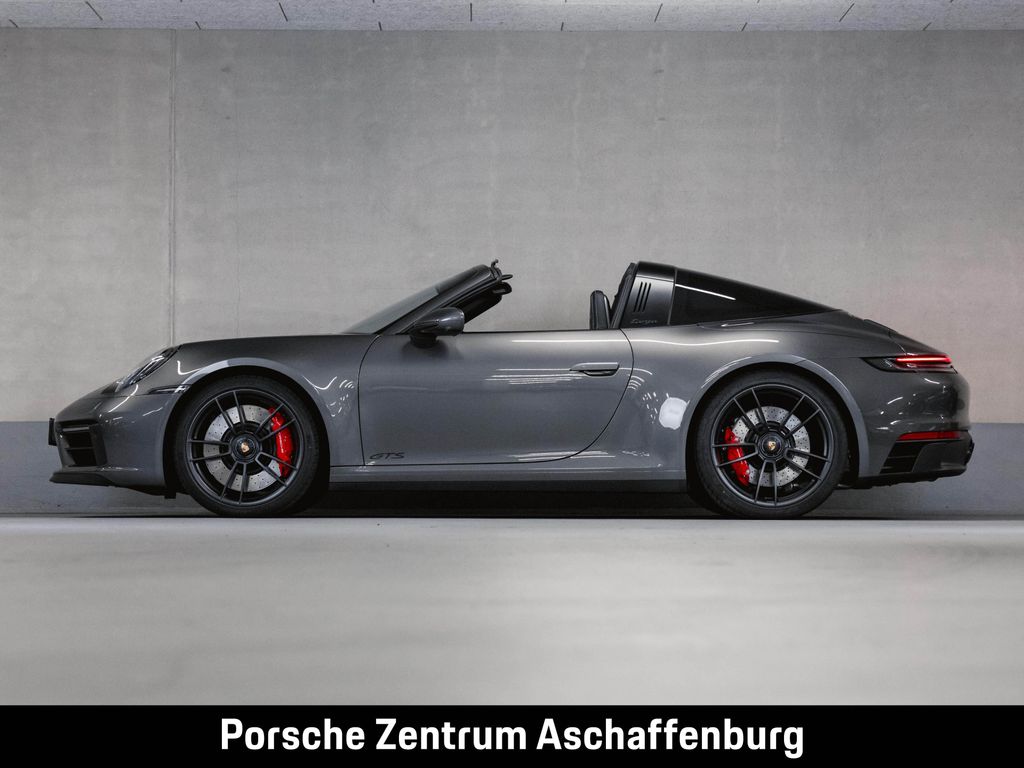 Porsche 992 2024