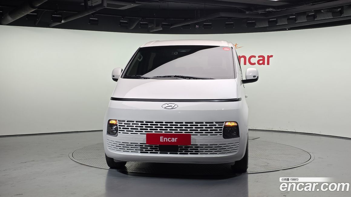 Hyundai Staria 2022
