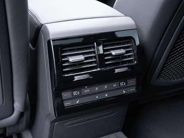 Volkswagen Touareg 2025