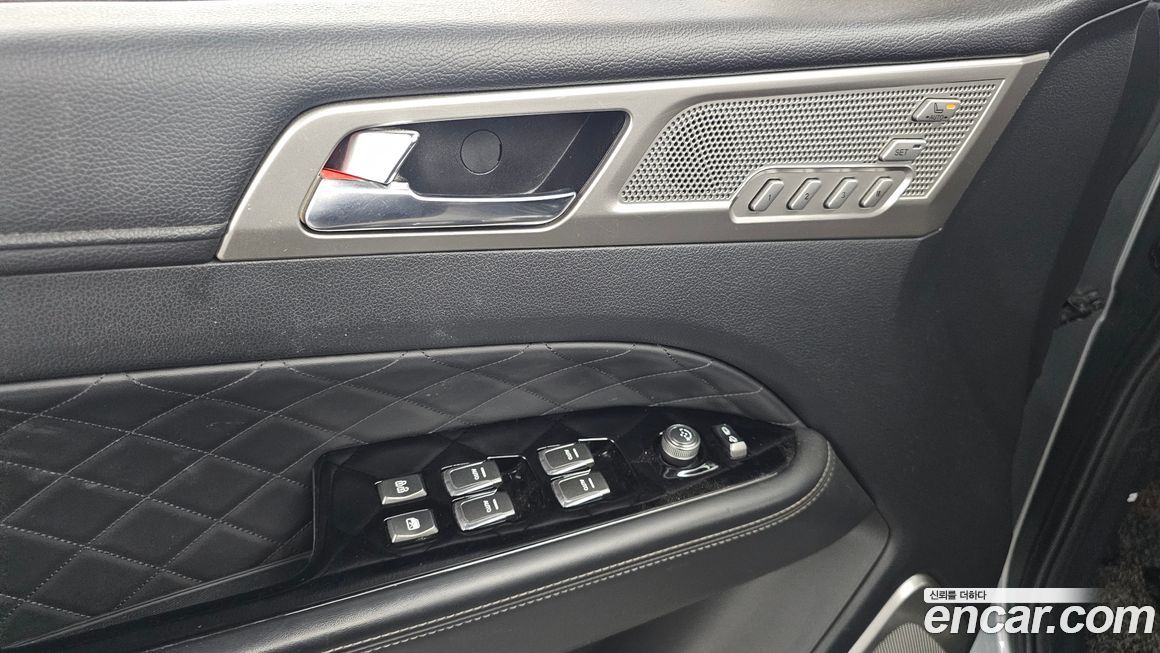 KG_Mobility_Ssangyong Rexton 2018