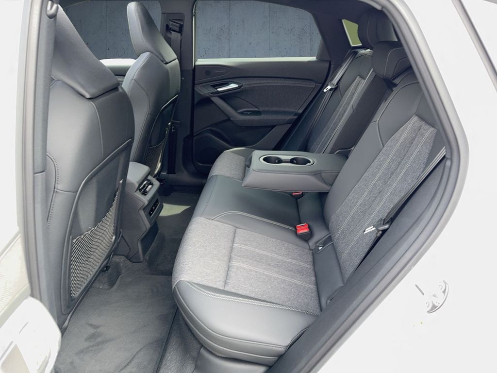 Audi Q6 e-tron 2025