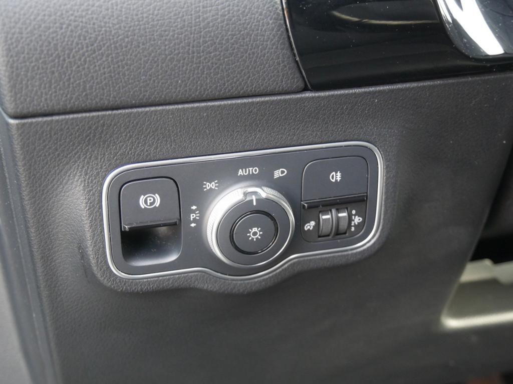 Mercedes-Benz B 250 2022