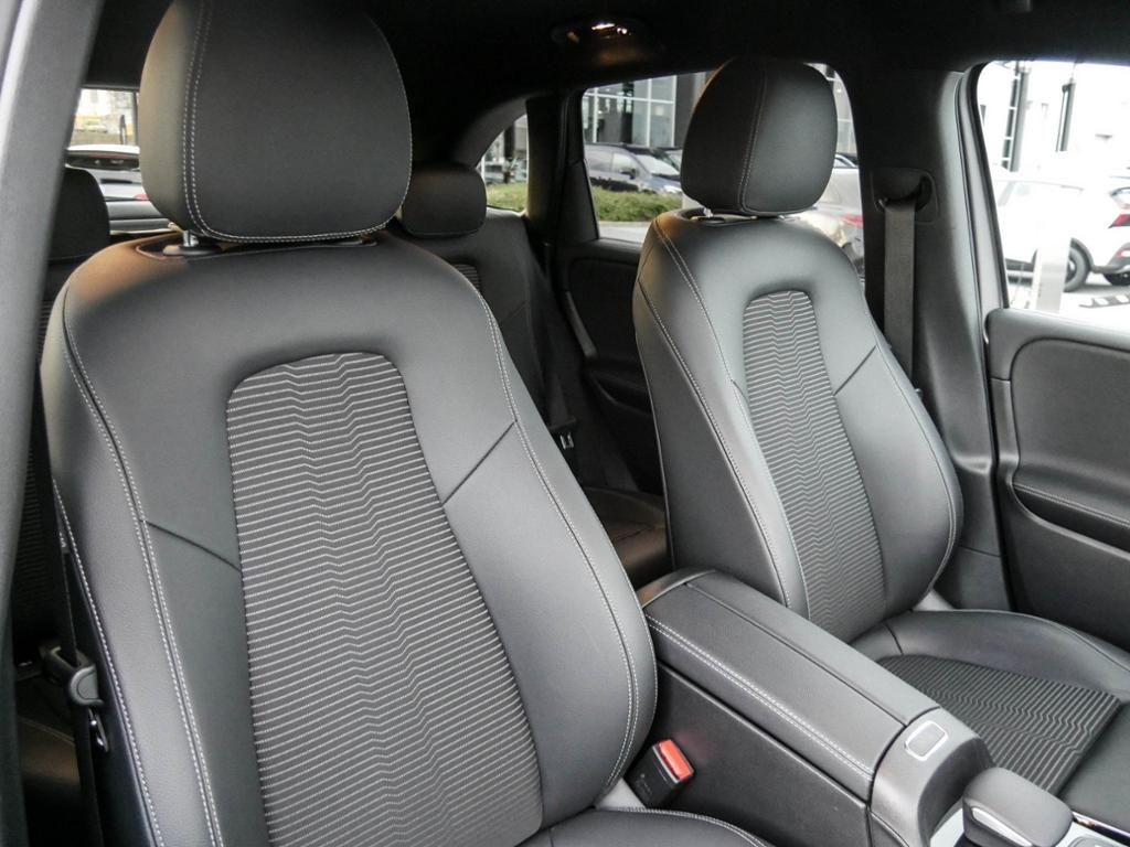 Mercedes-Benz B 250 2022