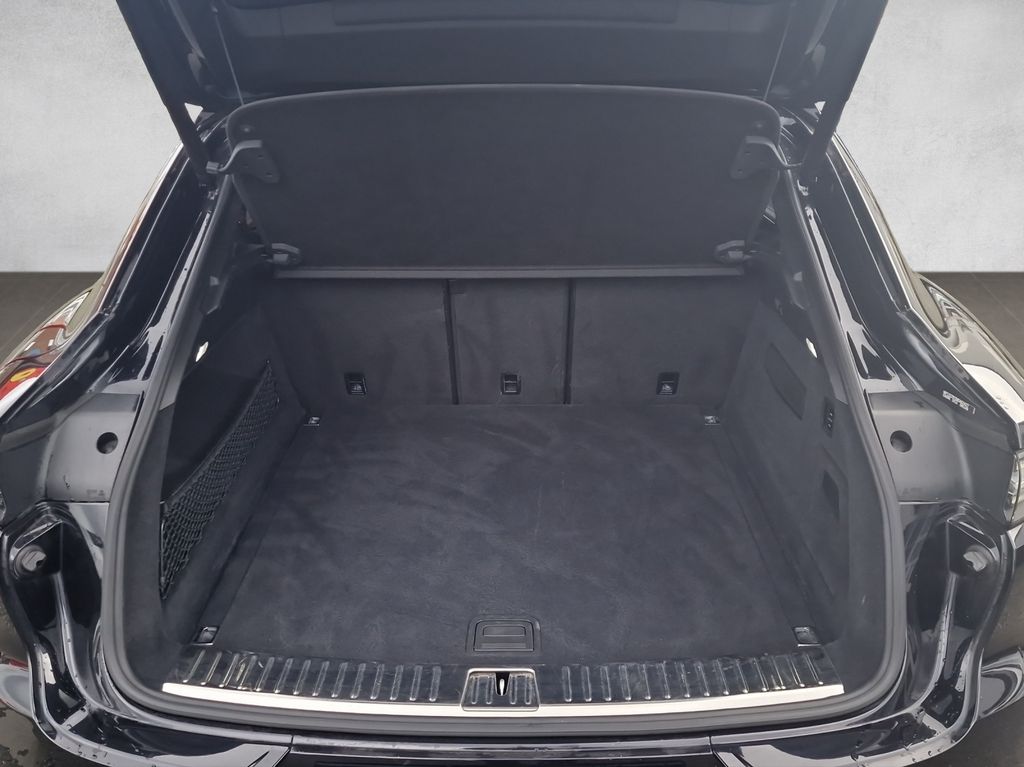 Porsche Cayenne 2021