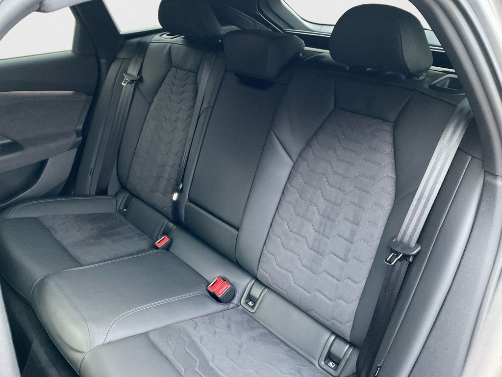Audi A6 e-tron 2025
