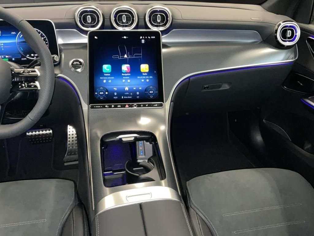 Mercedes-Benz GLC 300 2025