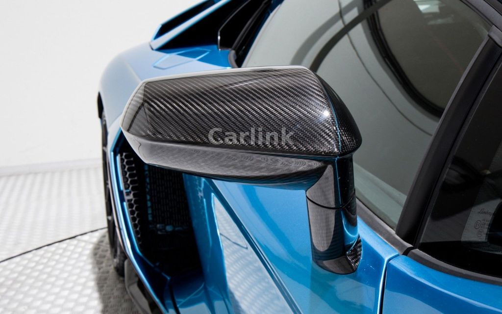 Lamborghini Aventador 2024