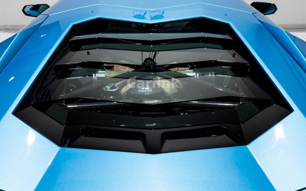 Lamborghini Aventador 2024