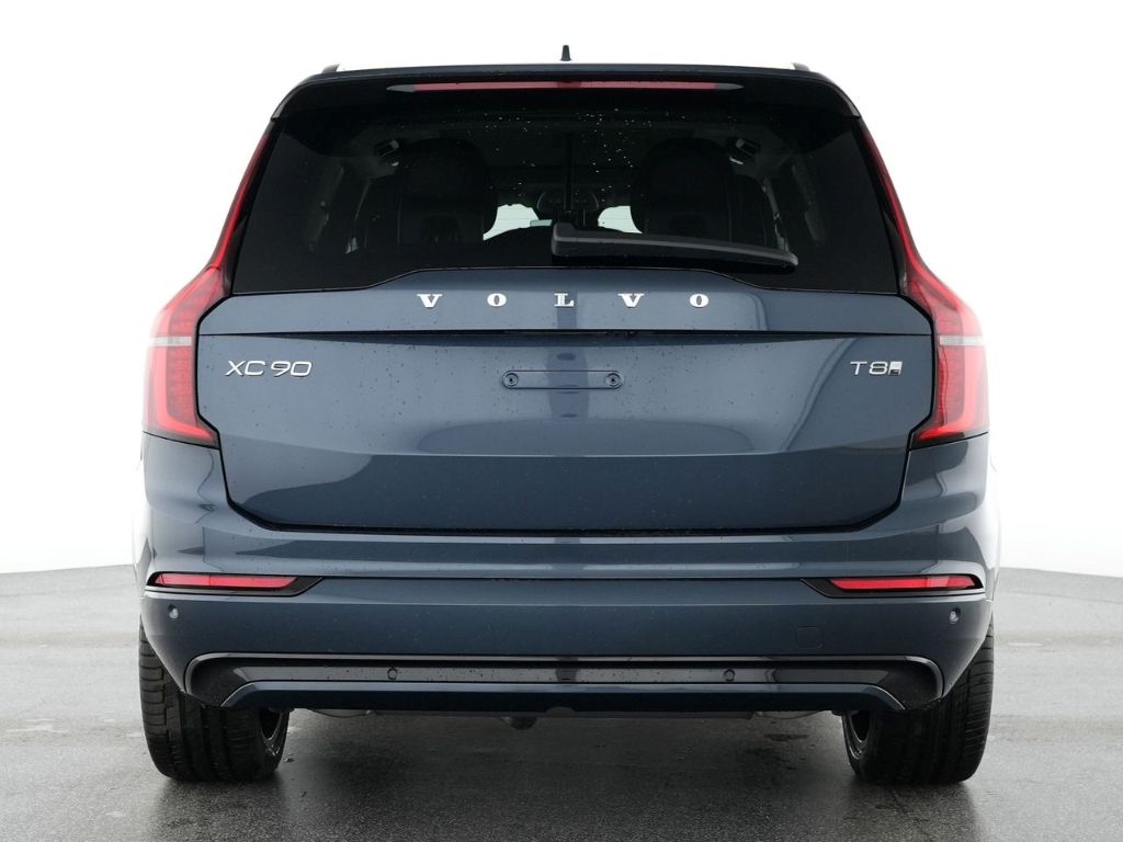 Volvo XC90 2025