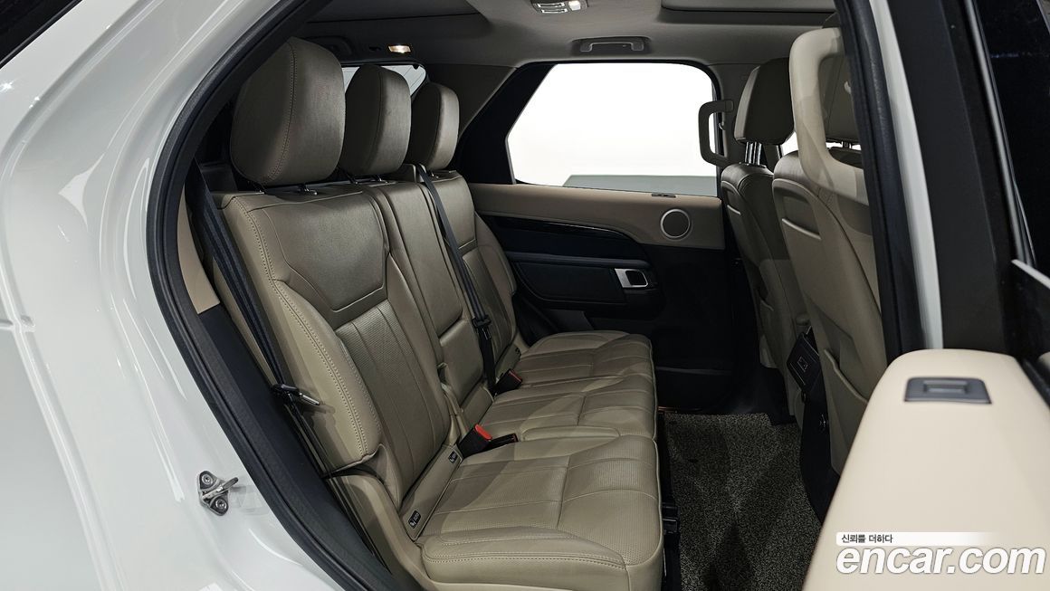 Land Rover Discovery 2018