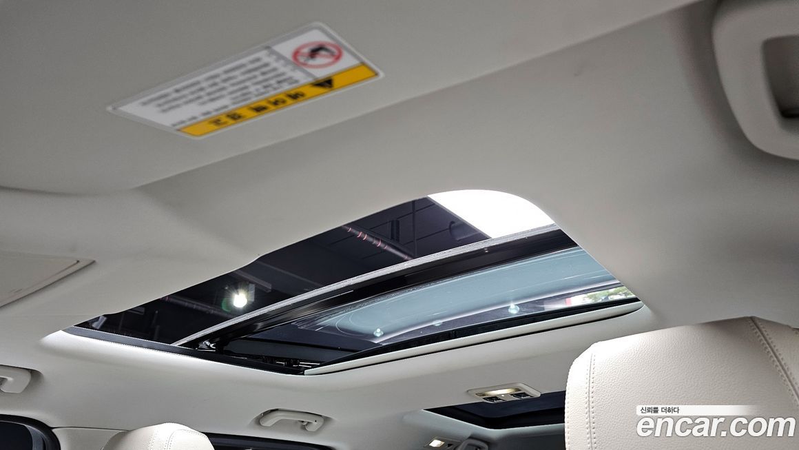 Land Rover Discovery 2018