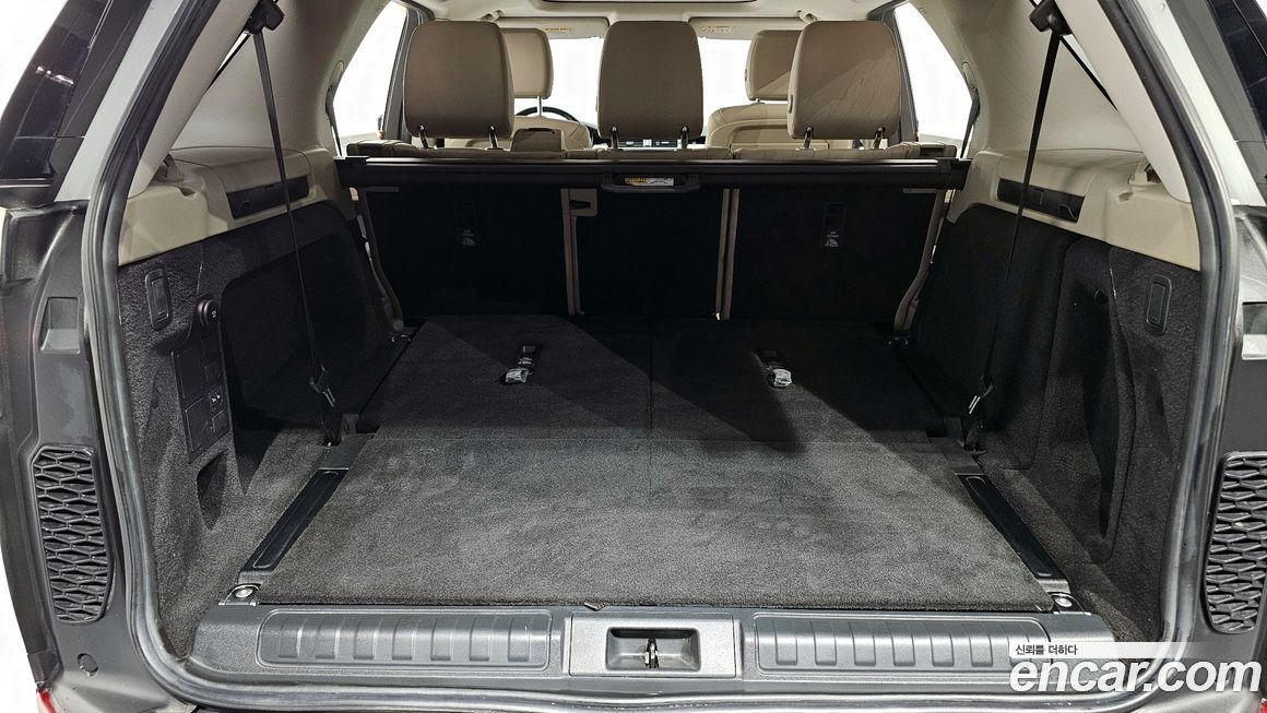 Land Rover Discovery 2018