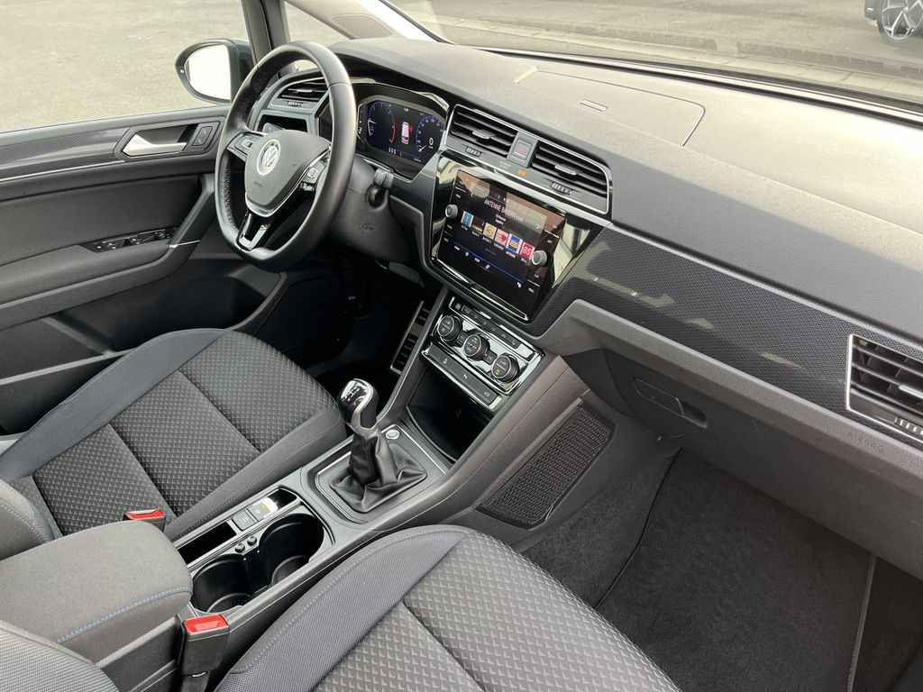 Volkswagen Touran 2021