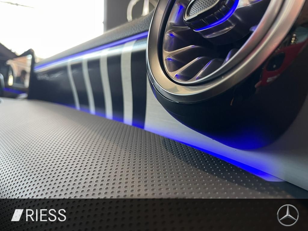 Mercedes-Benz CLA 45 AMG 2025