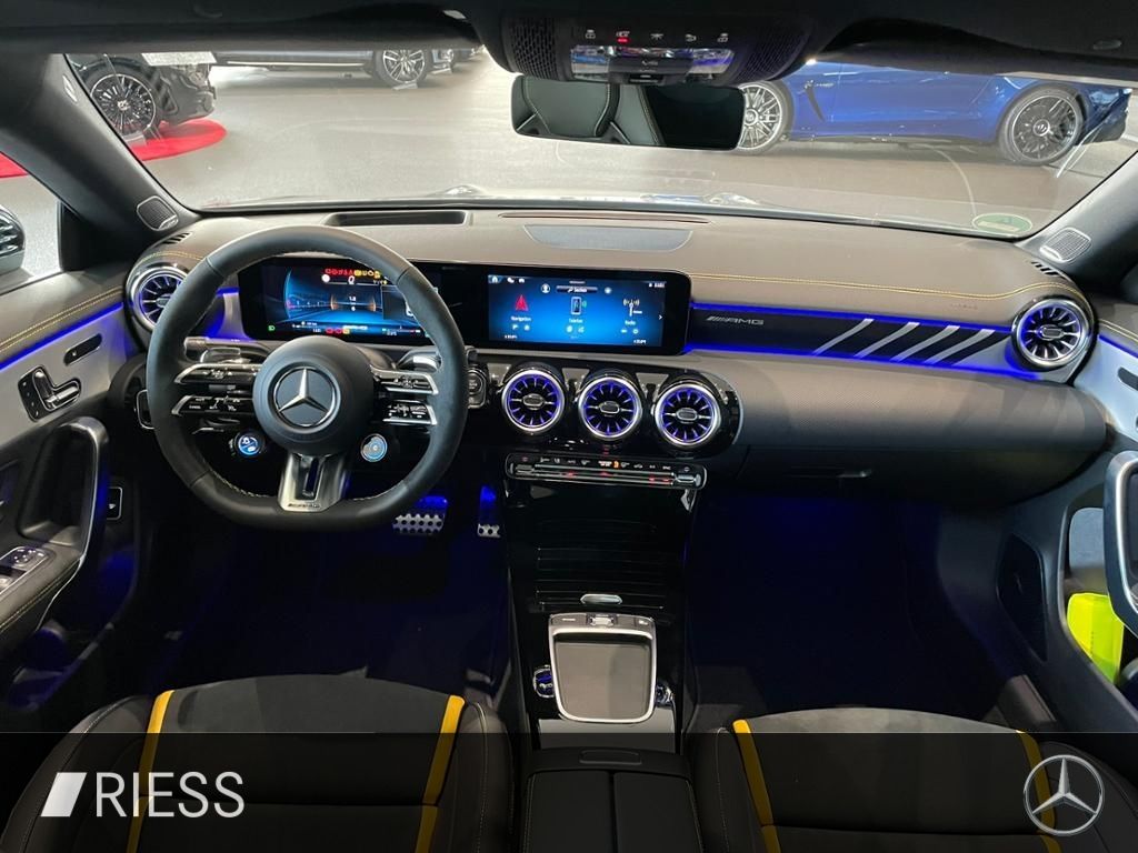 Mercedes-Benz CLA 45 AMG 2025