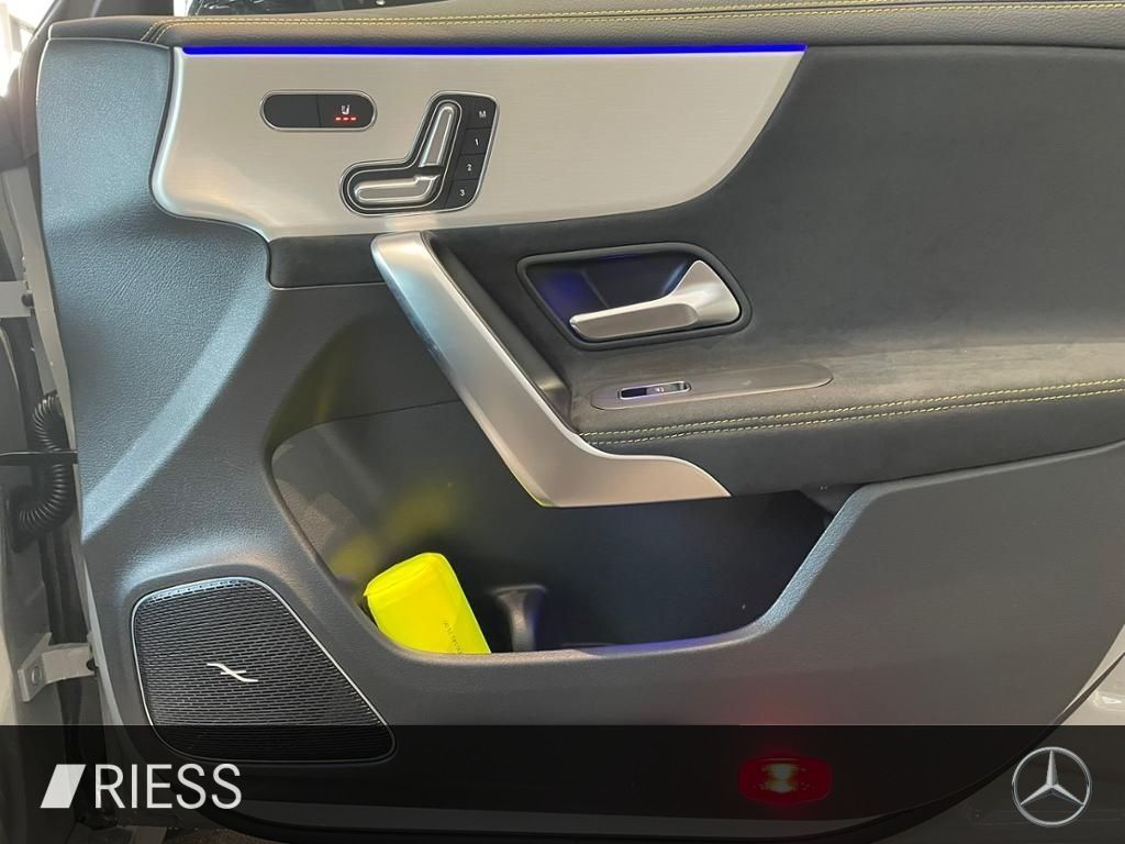 Mercedes-Benz CLA 45 AMG 2025