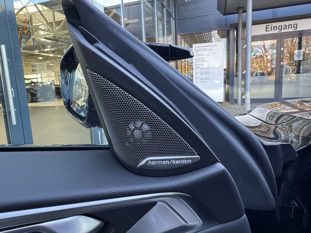 BMW M4 2025