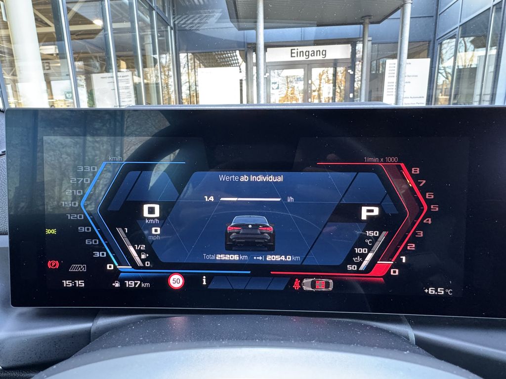 BMW M4 2025