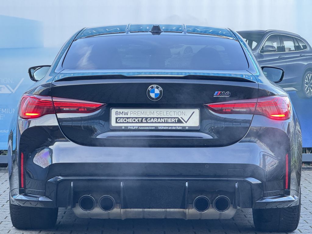 BMW M4 2025