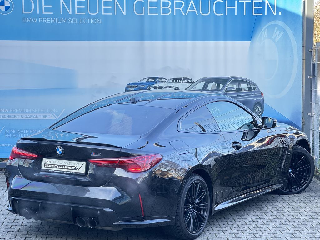 BMW M4 2025