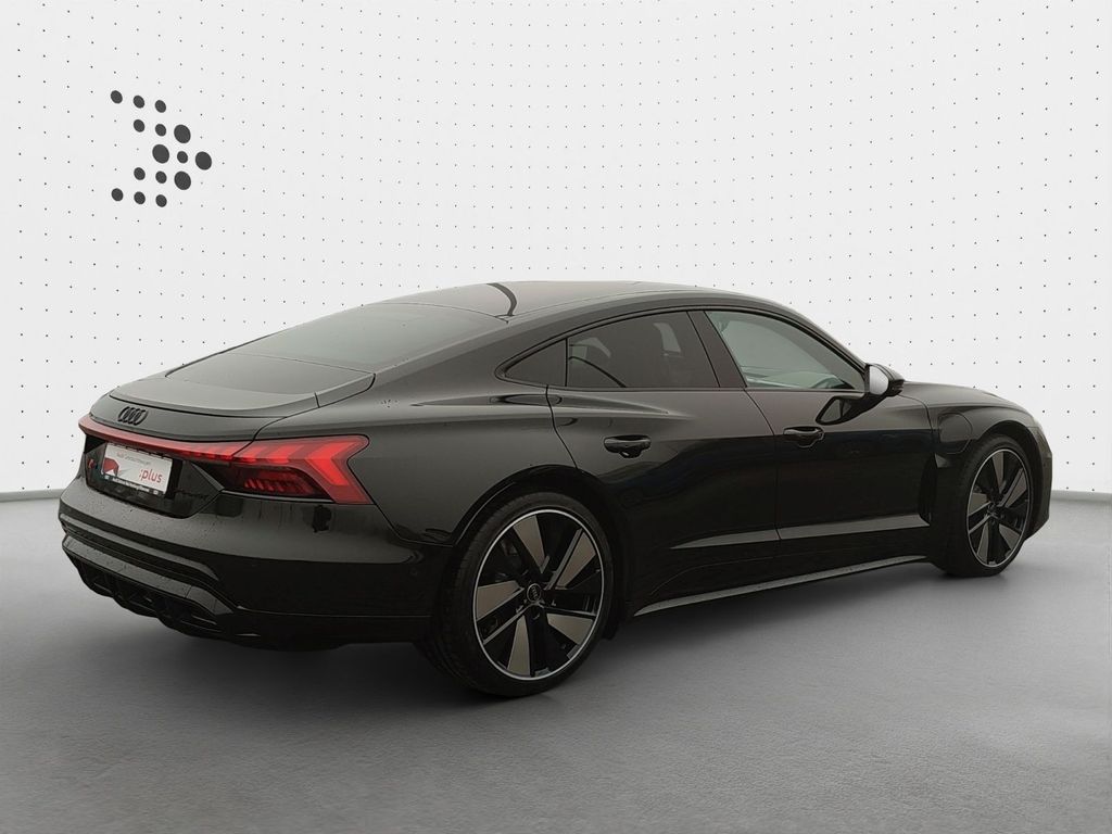 Audi RS e-tron GT 2024