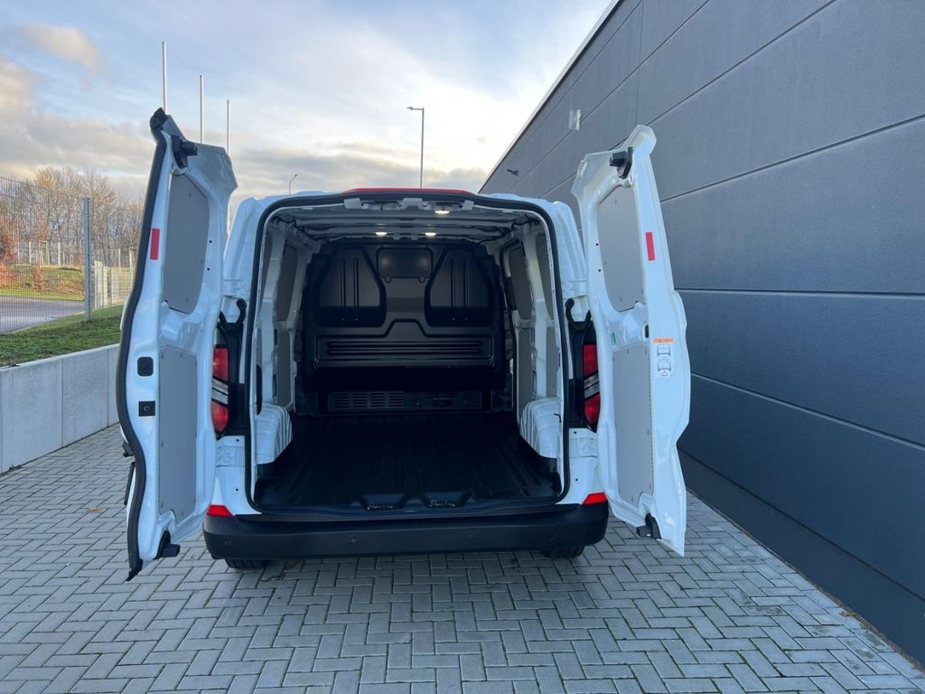 Ford Transit Custom 2025