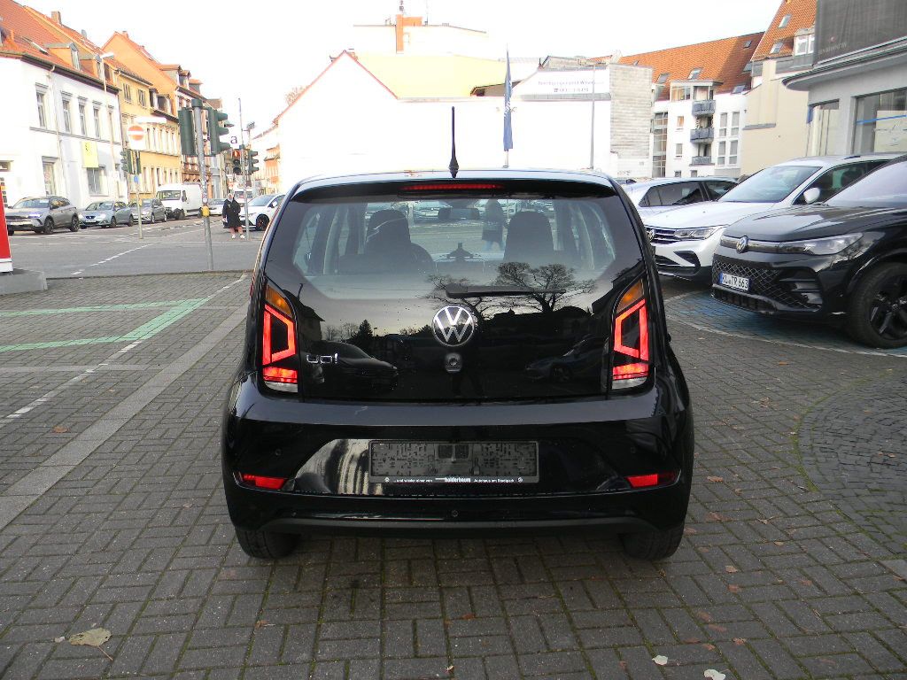 Volkswagen up! 2021