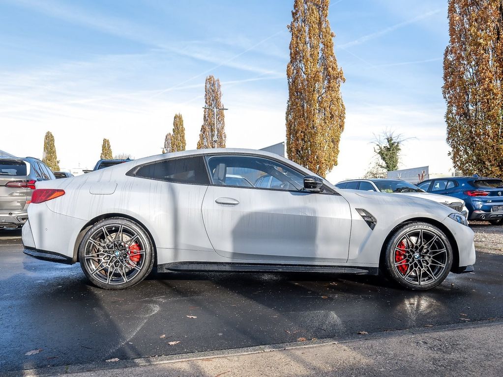 BMW M4 2024