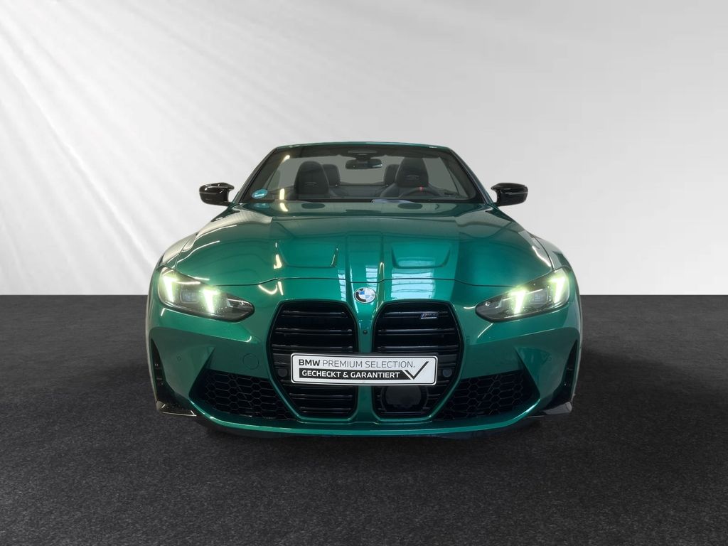 BMW M4 2025