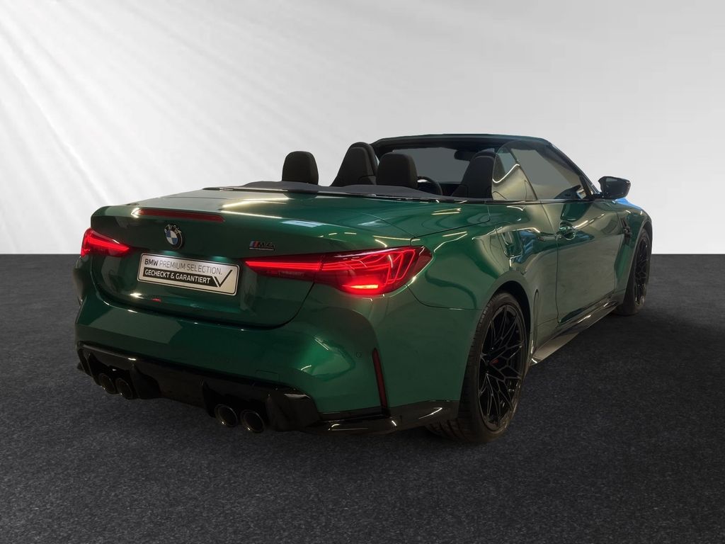 BMW M4 2025