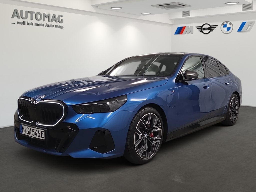 BMW 550 2024