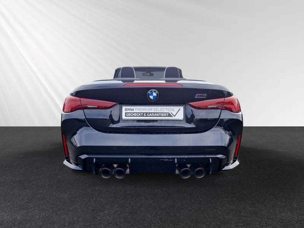 BMW M4 2025