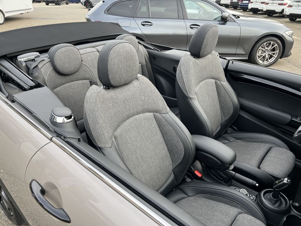 MINI Cooper S Cabrio 2023