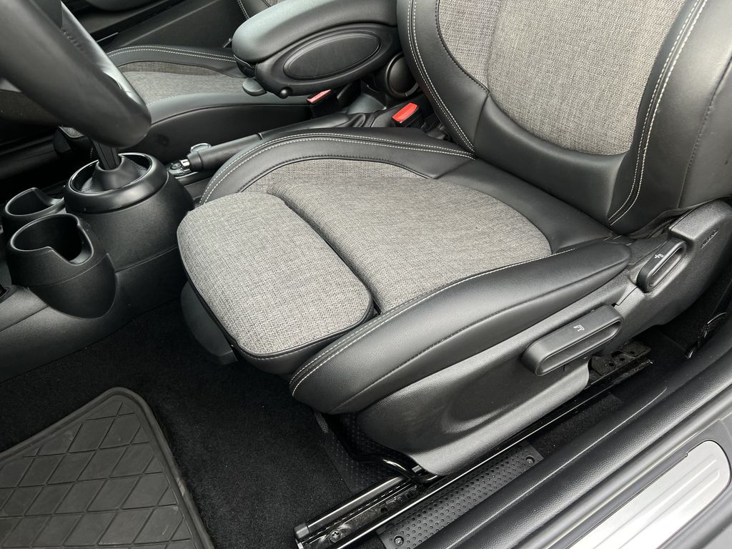 MINI Cooper S Cabrio 2023