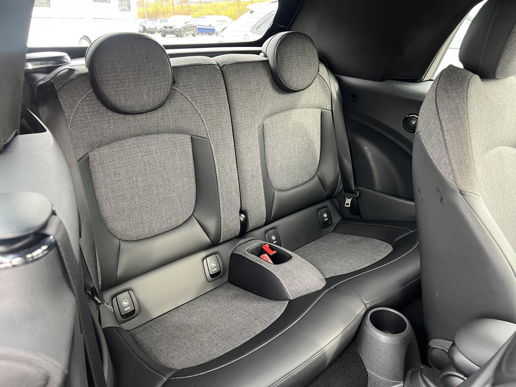 MINI Cooper S Cabrio 2023