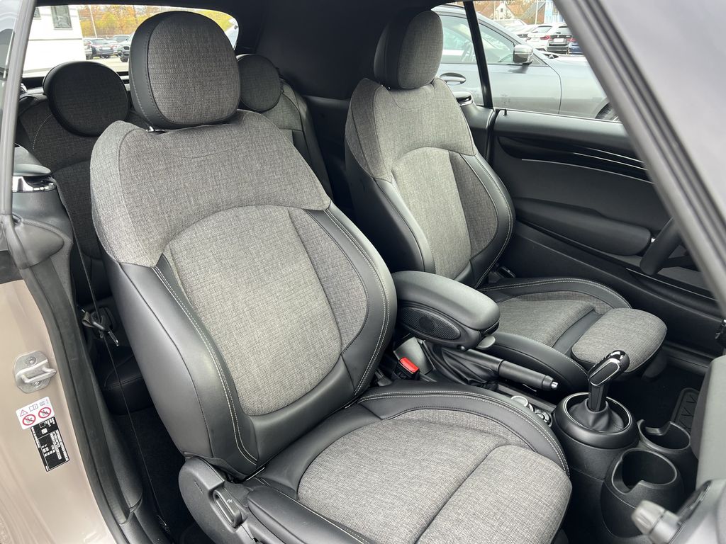 MINI Cooper S Cabrio 2023