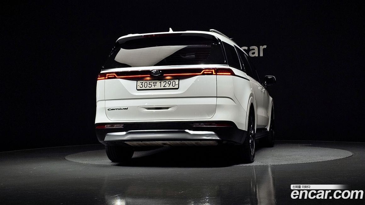 Kia Canival 2021