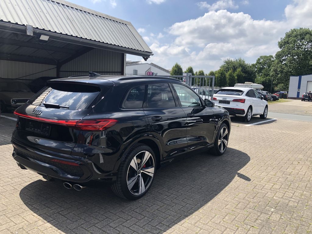 Audi SQ5 2025