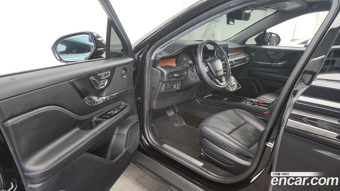 Lincoln Corsair 2021