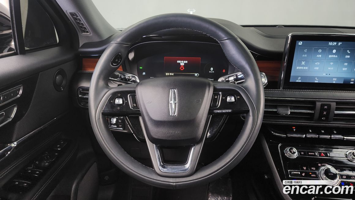 Lincoln Corsair 2021