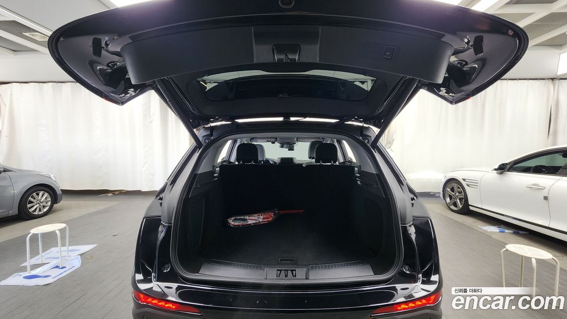 Lincoln Corsair 2021