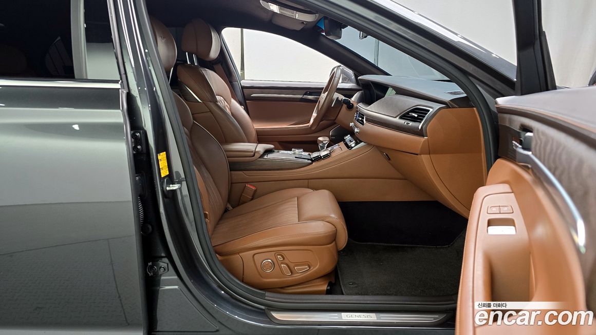 Genesis G90 2021