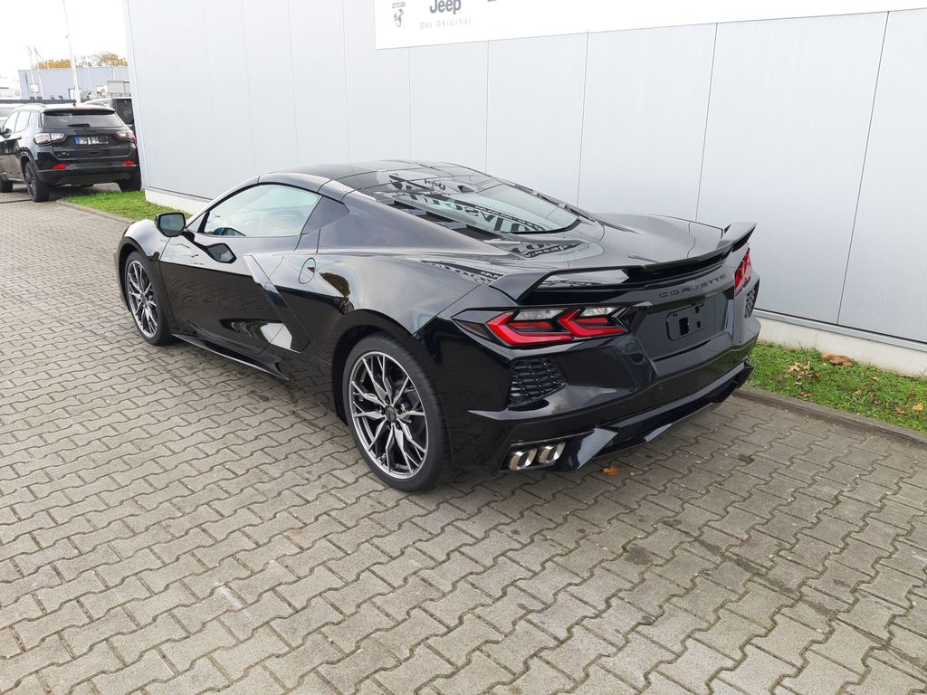 Corvette C8 2025