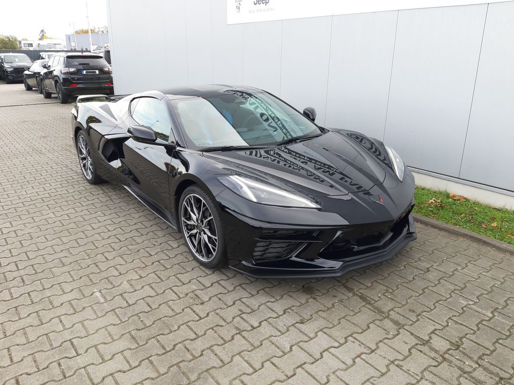 Corvette C8 2025