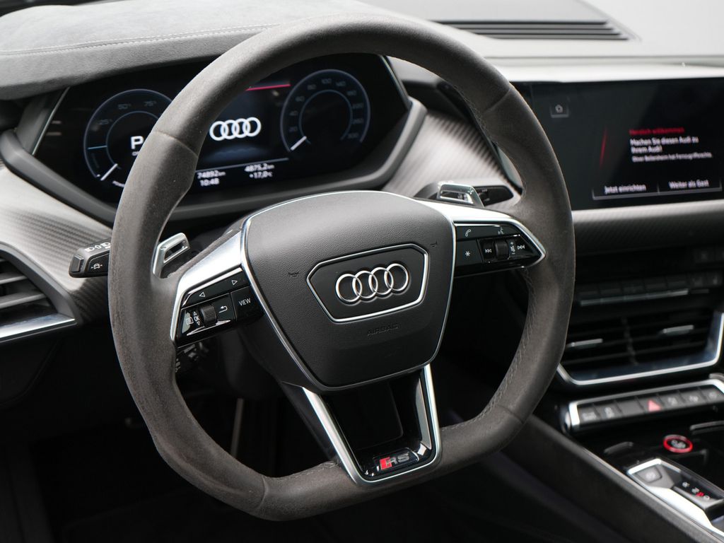 Audi e-tron 2022