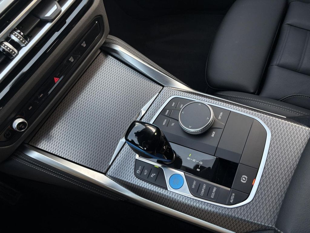 BMW i4 2023