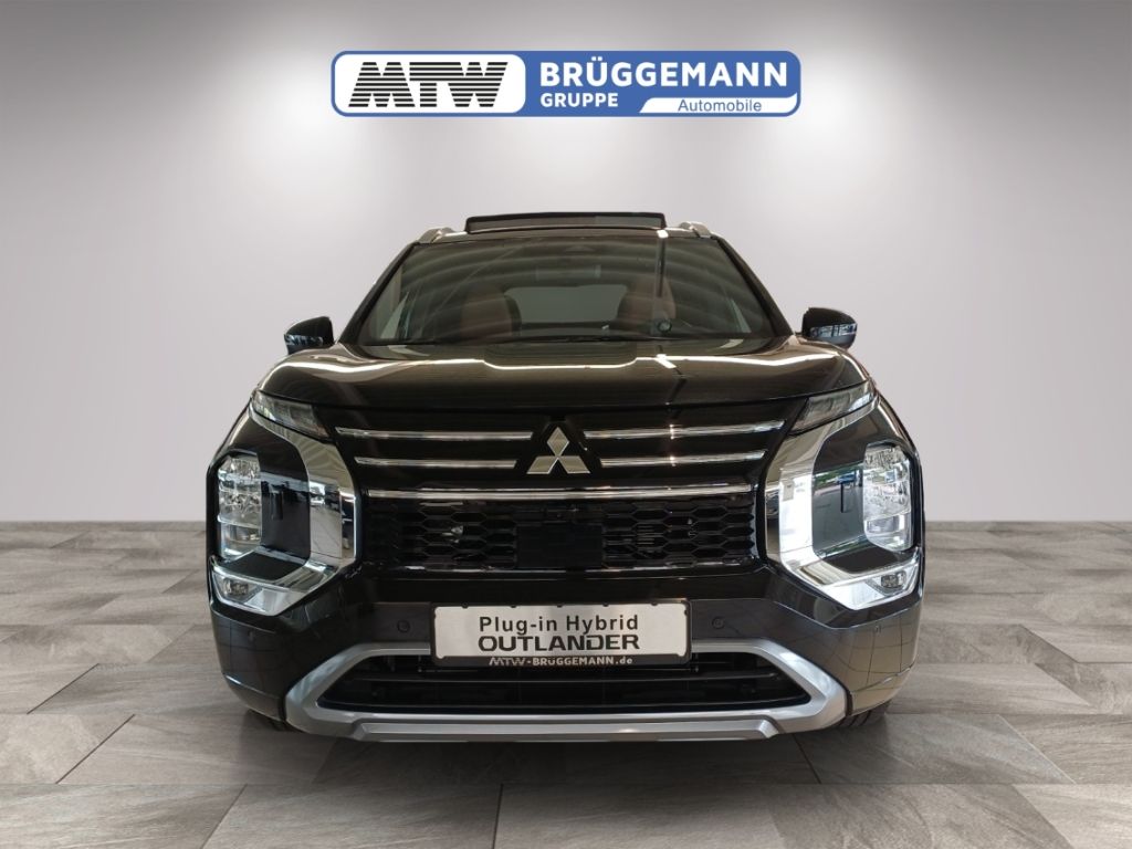 Mitsubishi Plug-in Hybrid Outlander